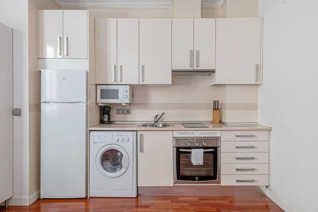 Modern Apartment In Chueca Inf3Iz4 Madrid Eksteriør billede